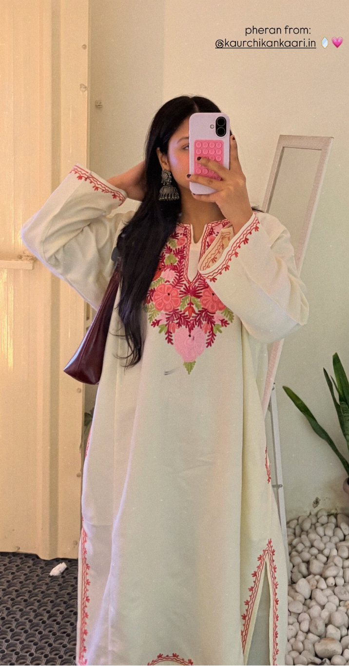 “AZAAN" Kashmiri Pheran