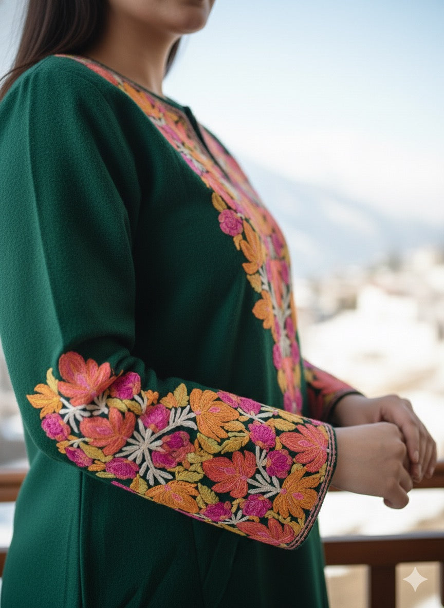 “NOORJAHAN" Kashmiri Pheran