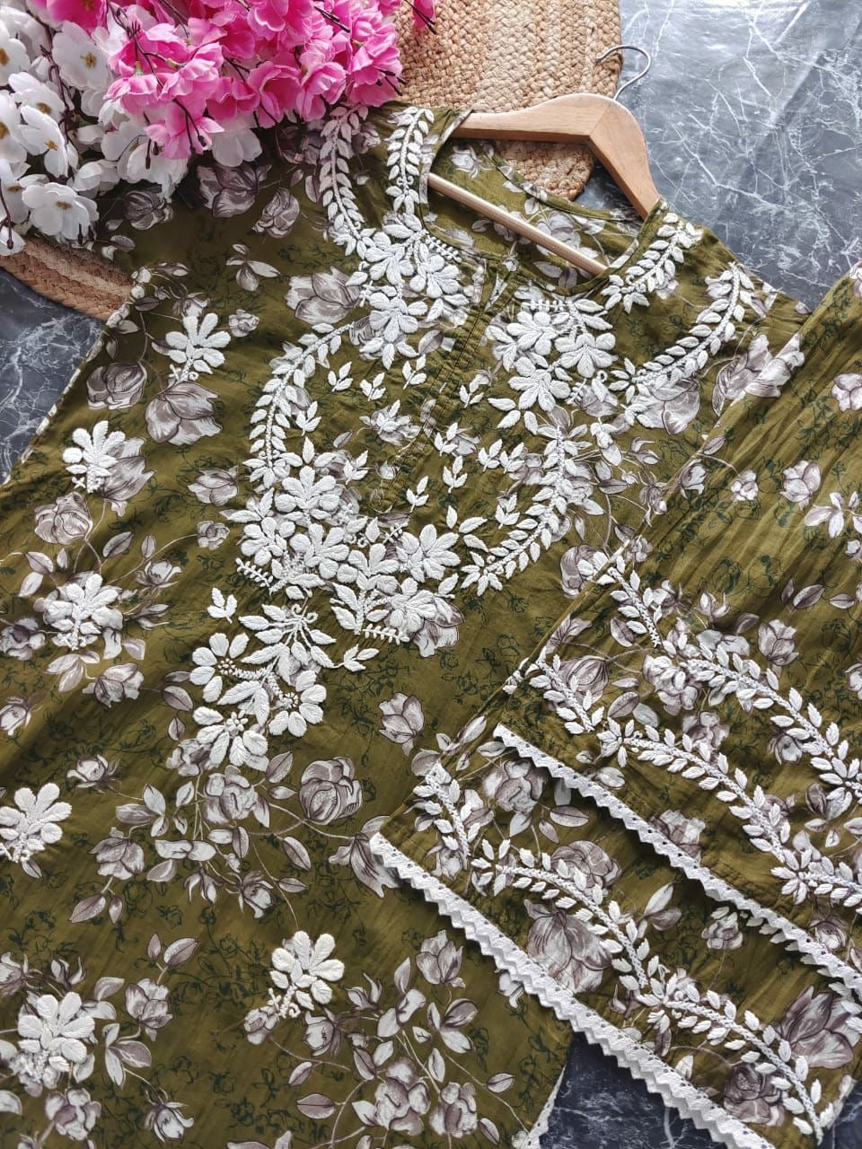 “JOONA” Mul Cotton Chikankari Kurta & Plazo