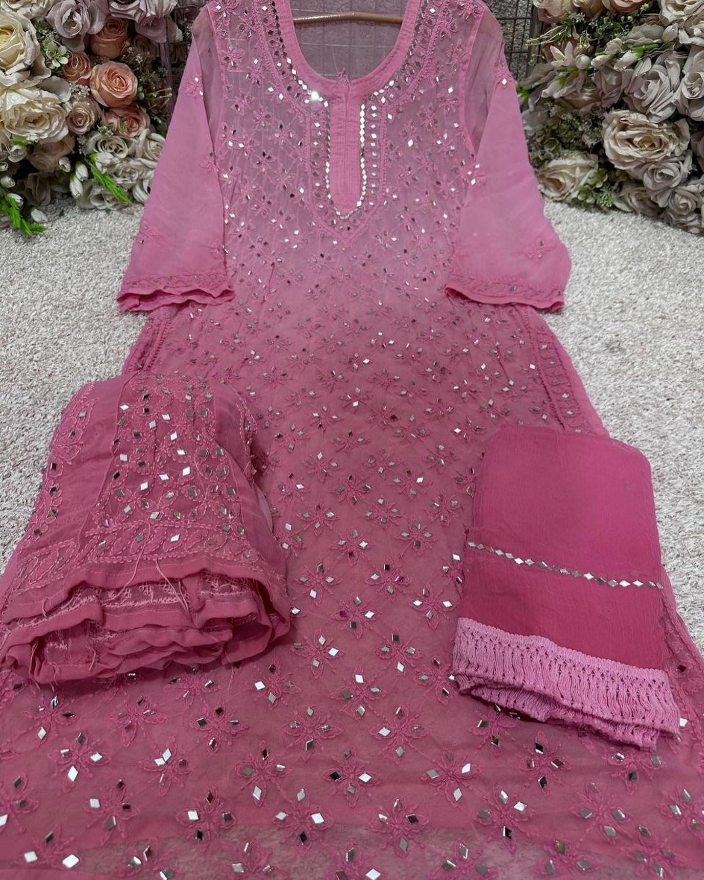 "SHEESHA" Chikankari Suit Set - with inner tunic