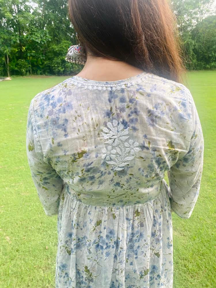 “HAYA” Nyra Cut Chikankari Kurta