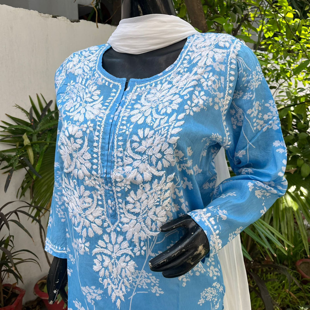 "ZAINA" Mul Cotton Chikankari Kurta