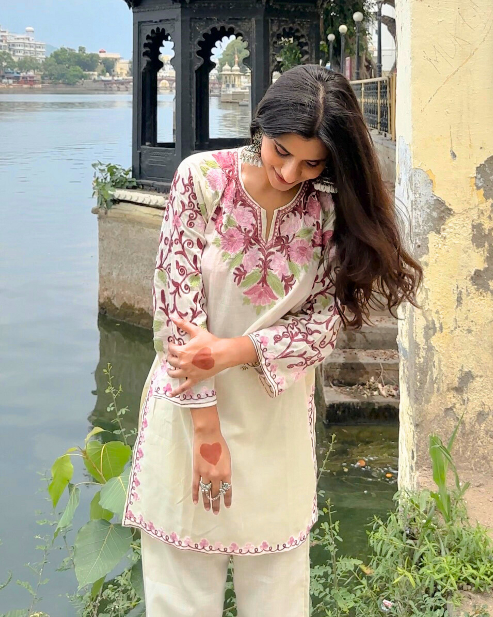 “AISHA” Kashmiri Embroidered Co-Ord Set