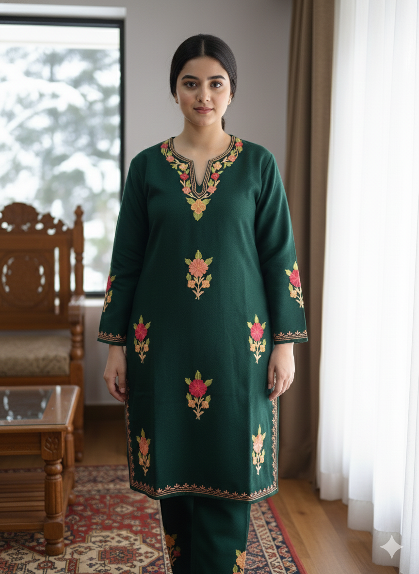 “KANEEZ” Warm Kashmiri Co-Ord Set