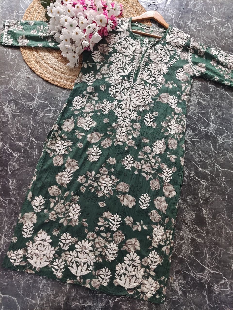 "SANA" Mul Mul Chikankari Kurta