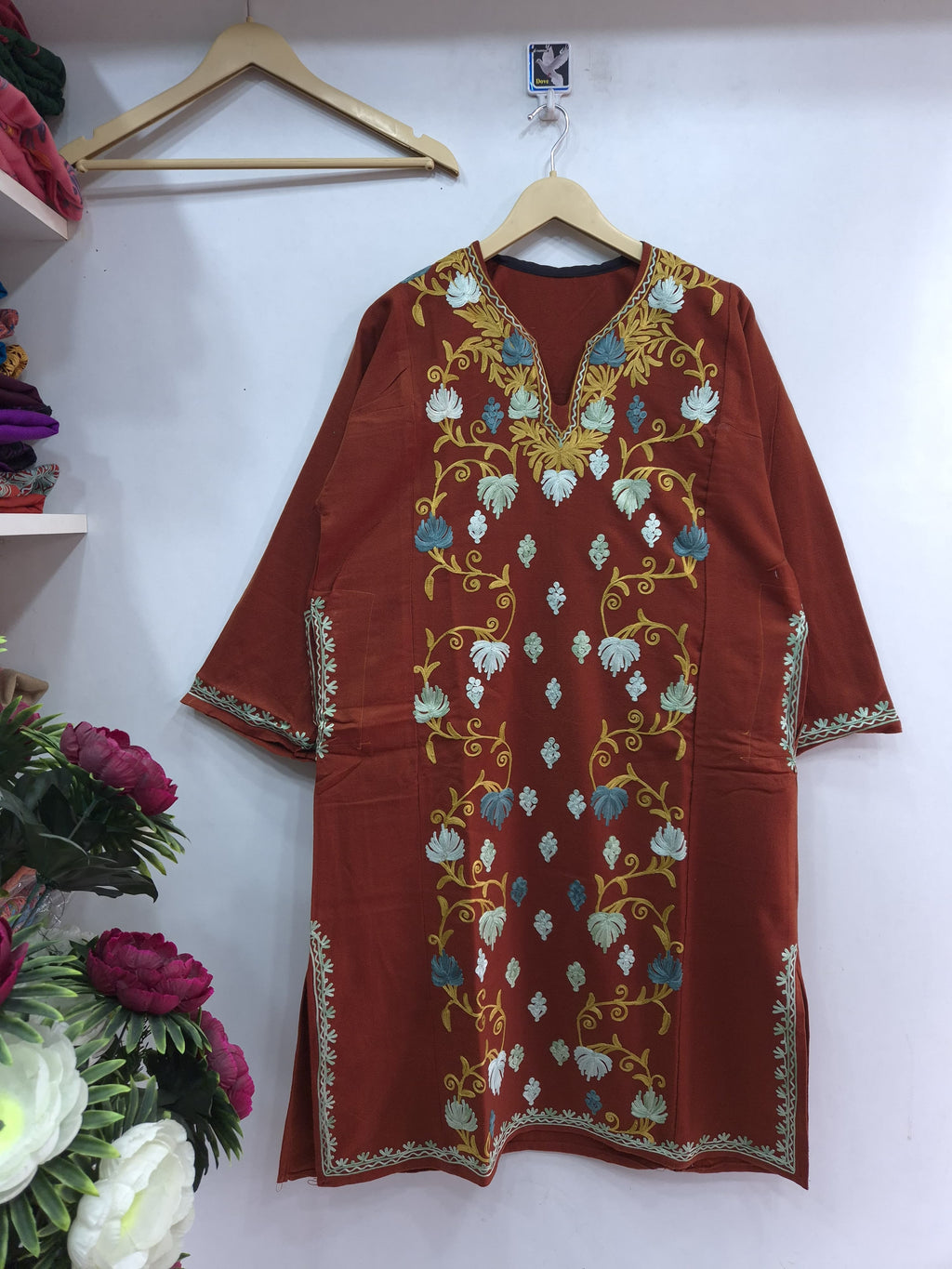 "GULNOOR" Kashmiri Pheran