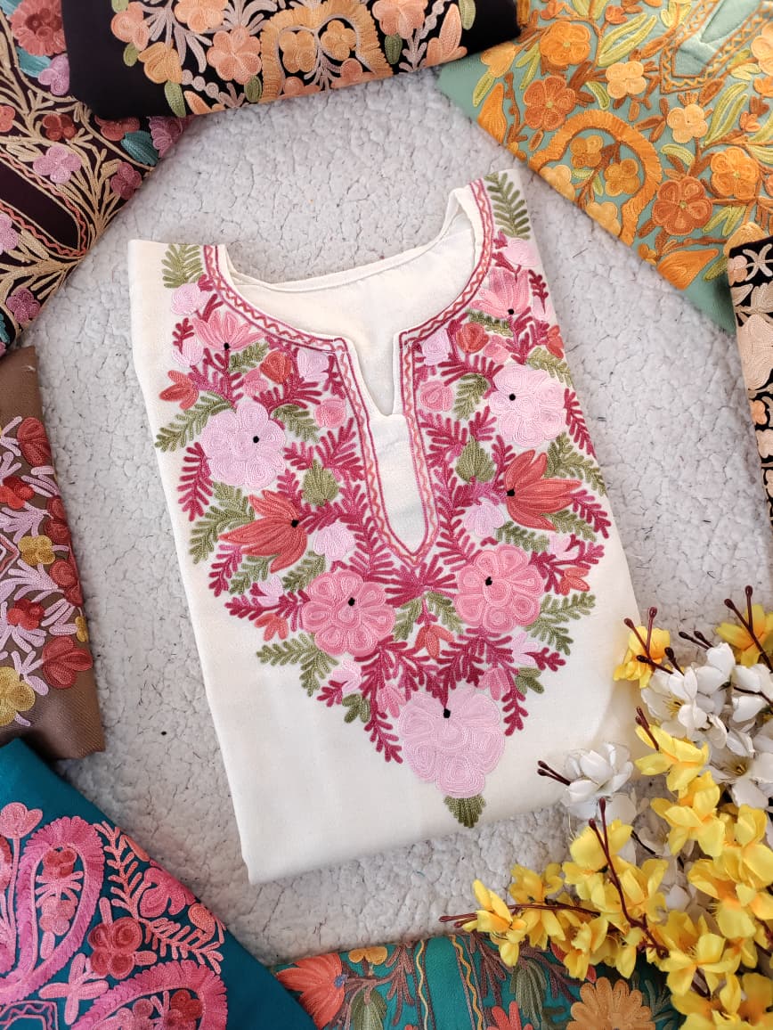 “AZAAN" Kashmiri Pheran