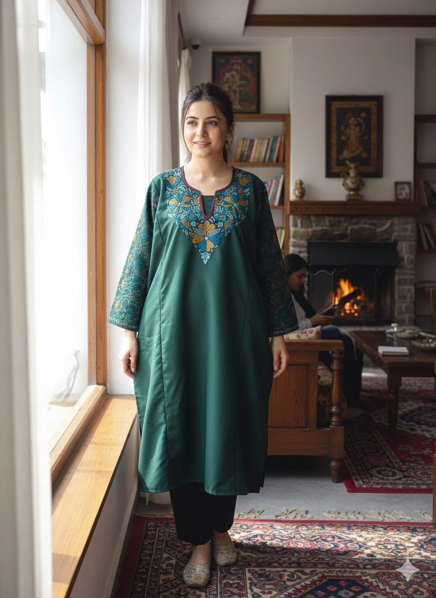 “DILNAAZ" Sozni Kashmiri Pheran