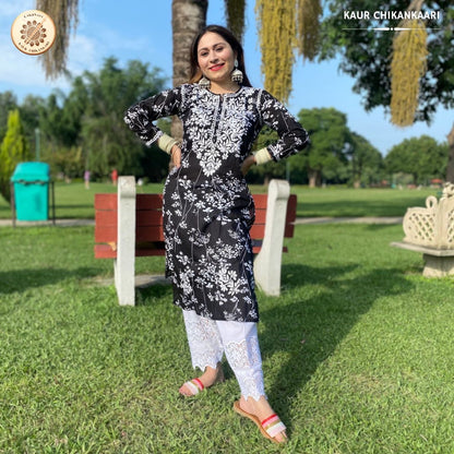 "ZAINA" Mul Cotton Chikankari Kurta