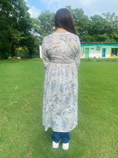 “HAYA” Nyra Cut Chikankari Kurta