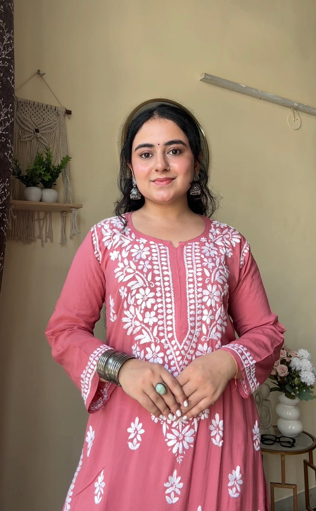 "AAMINA" Modal Chikankari Kurta