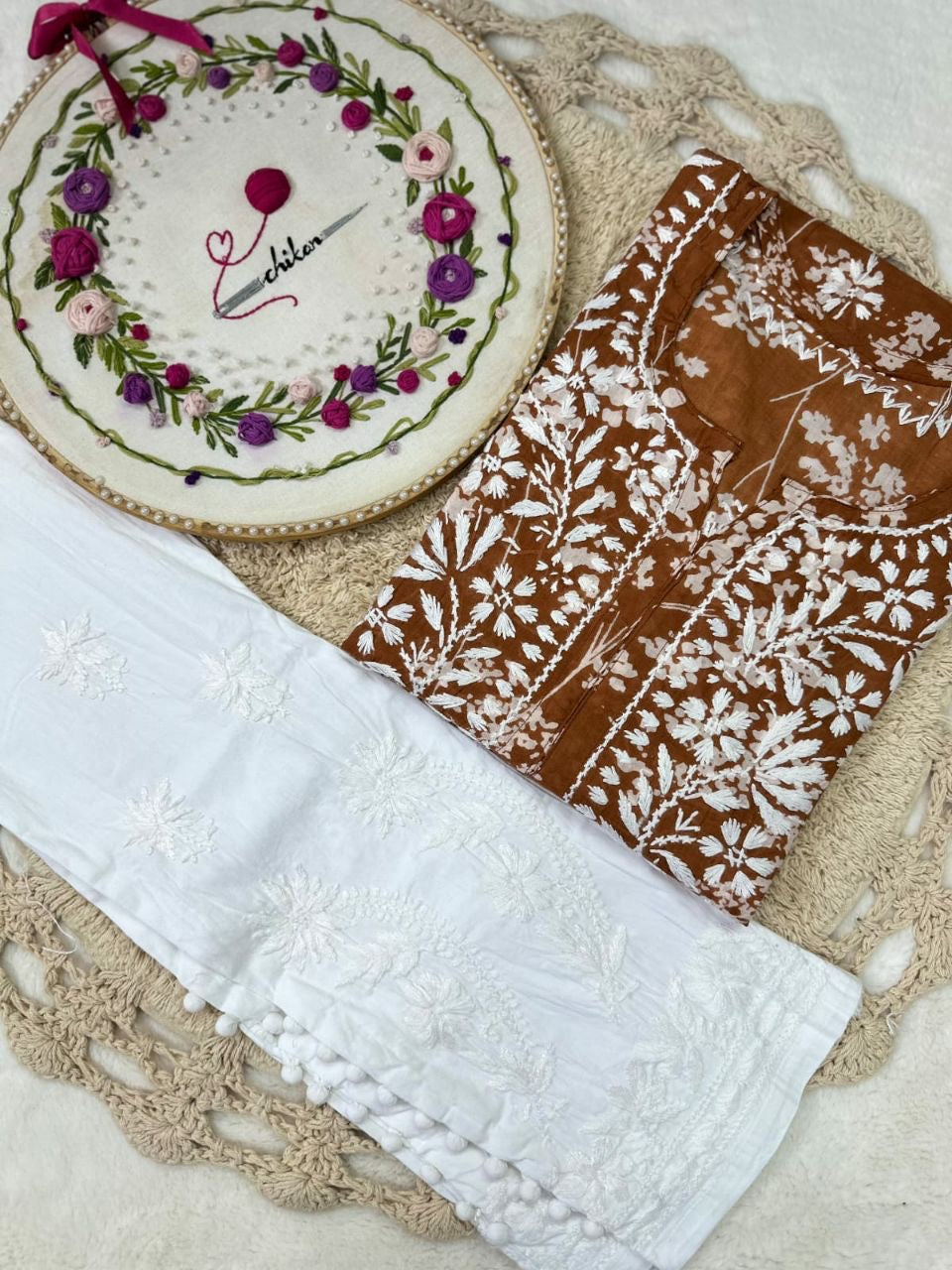 "ZAINA" Mul Cotton Chikankari Kurta