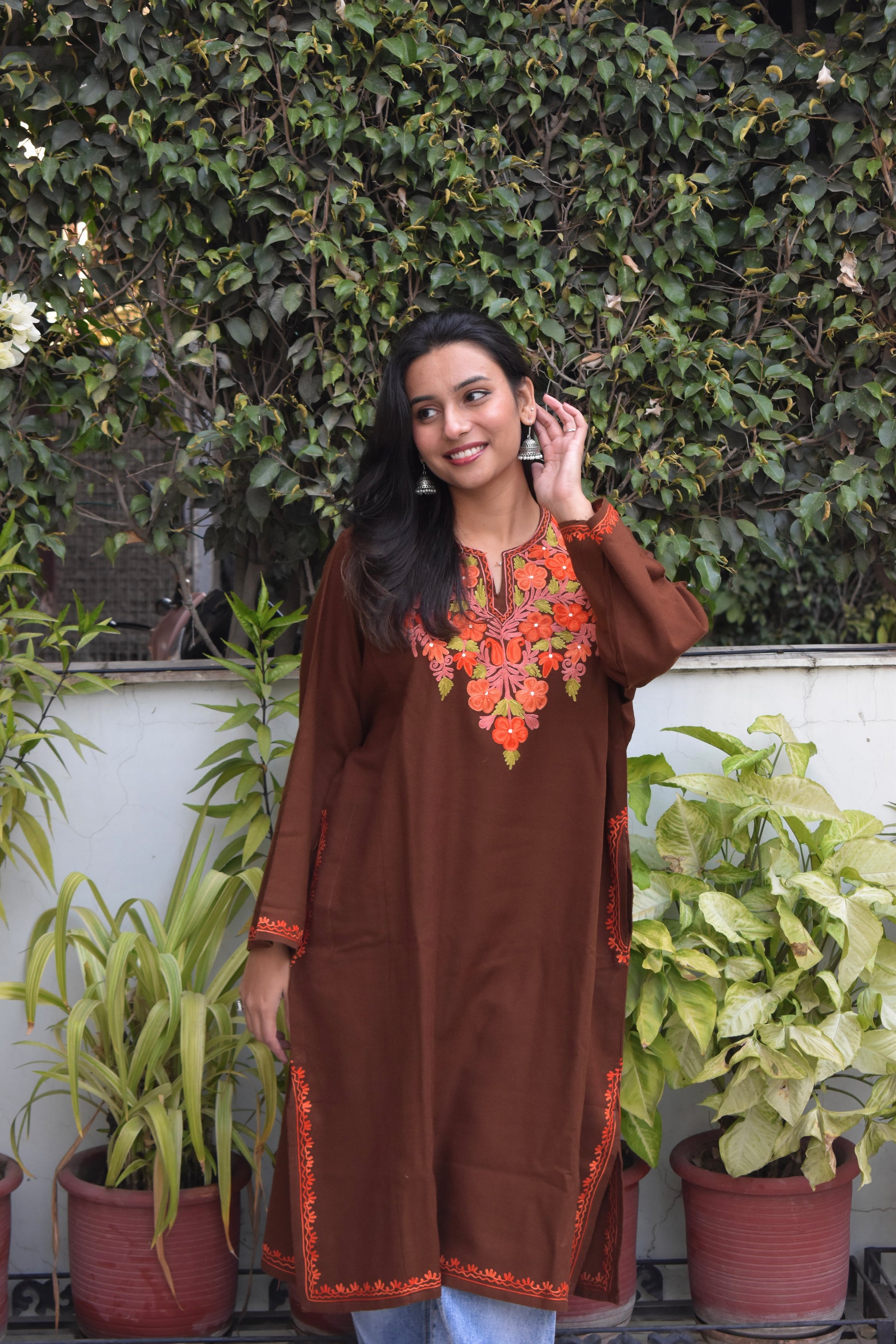 "SHRUTI" Kashmiri Pheran