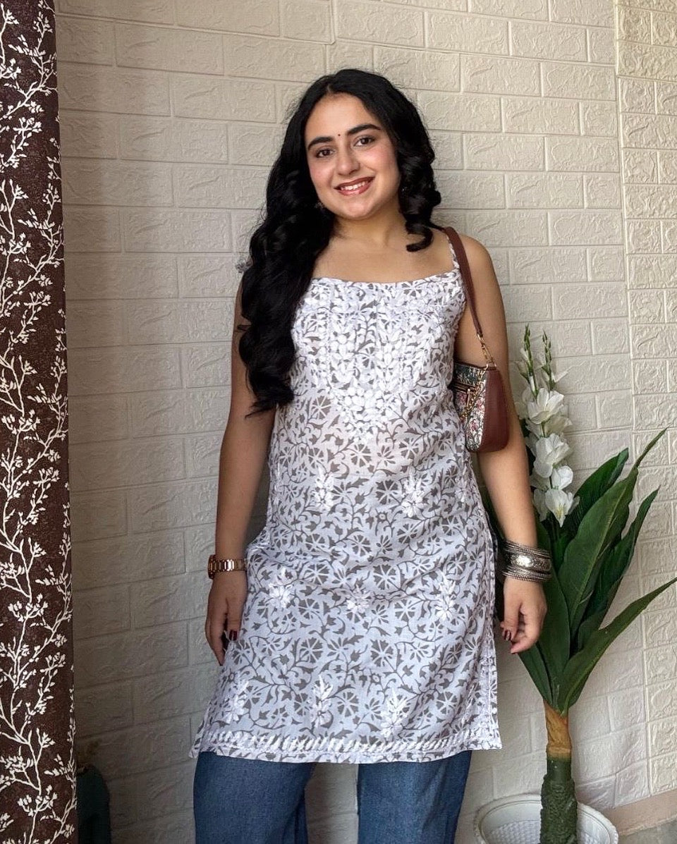 "TIA" Short Chikankari Kurta