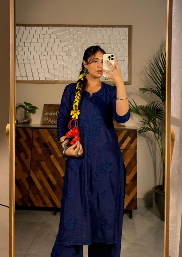 "FARANA" Chanderi Silk Chikankari Kurta Set