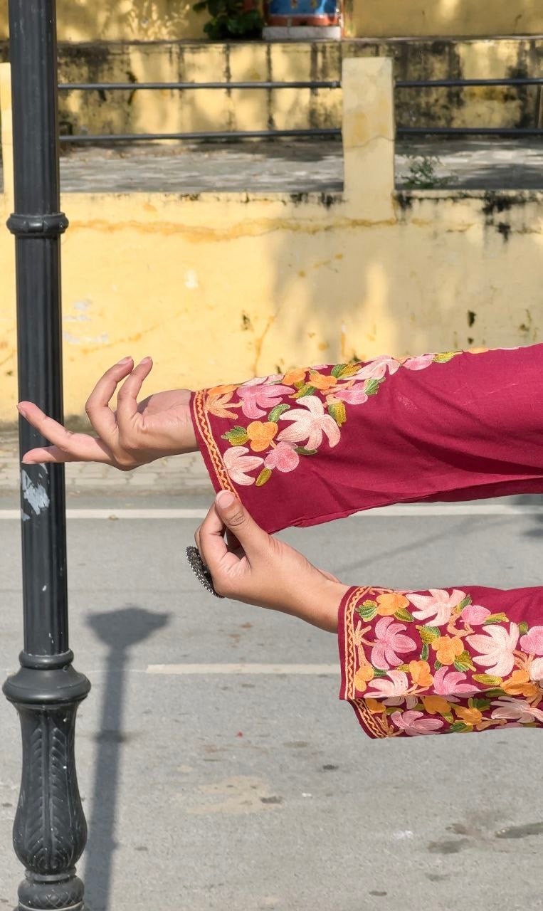 Jahanvi Co-Ord Set side view – delicate Sozni and Aari embroidery on breathable cotton