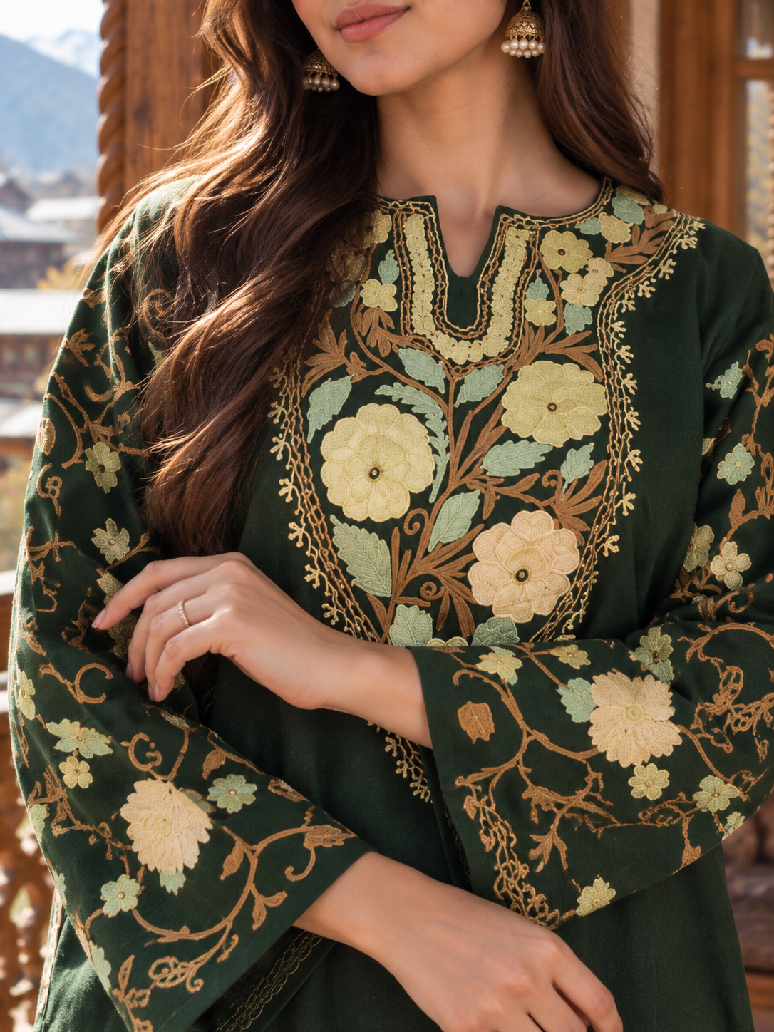 “MEHZEEN" Kashmiri Pheran