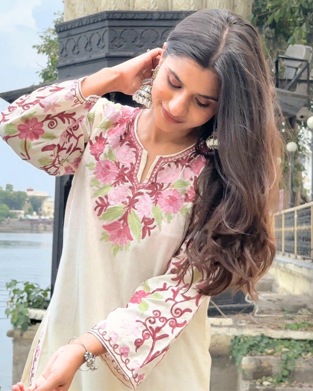 “AISHA” Kashmiri Embroidered Co-Ord Set