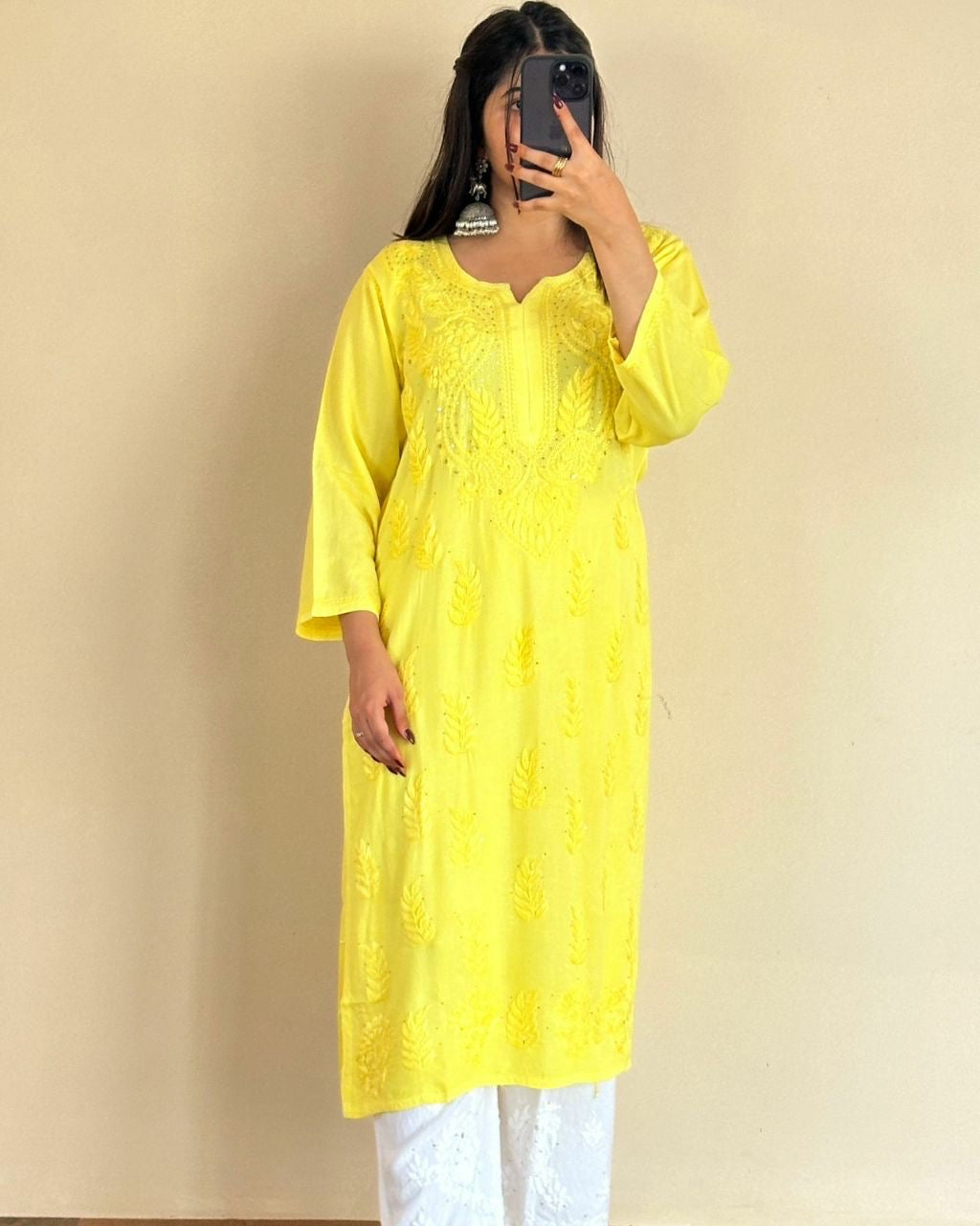 “RUBI” Chikankari Kurta With Mukaish Work