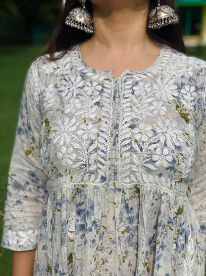 “HAYA” Nyra Cut Chikankari Kurta