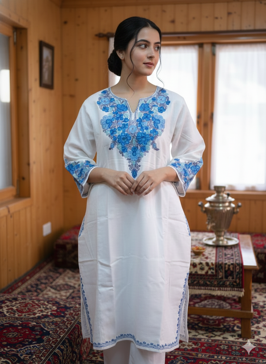 "NAINA" Kashmiri Pheran