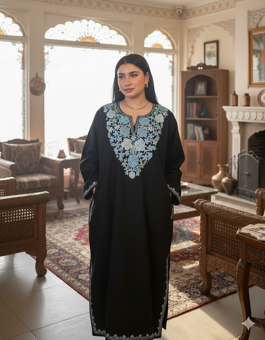 “UROOZ" Kashmiri Pheran