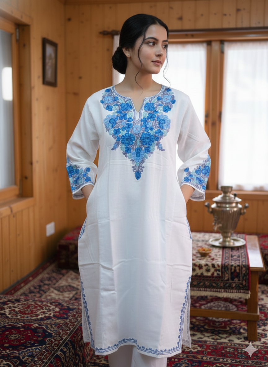 "NAINA" Kashmiri Pheran