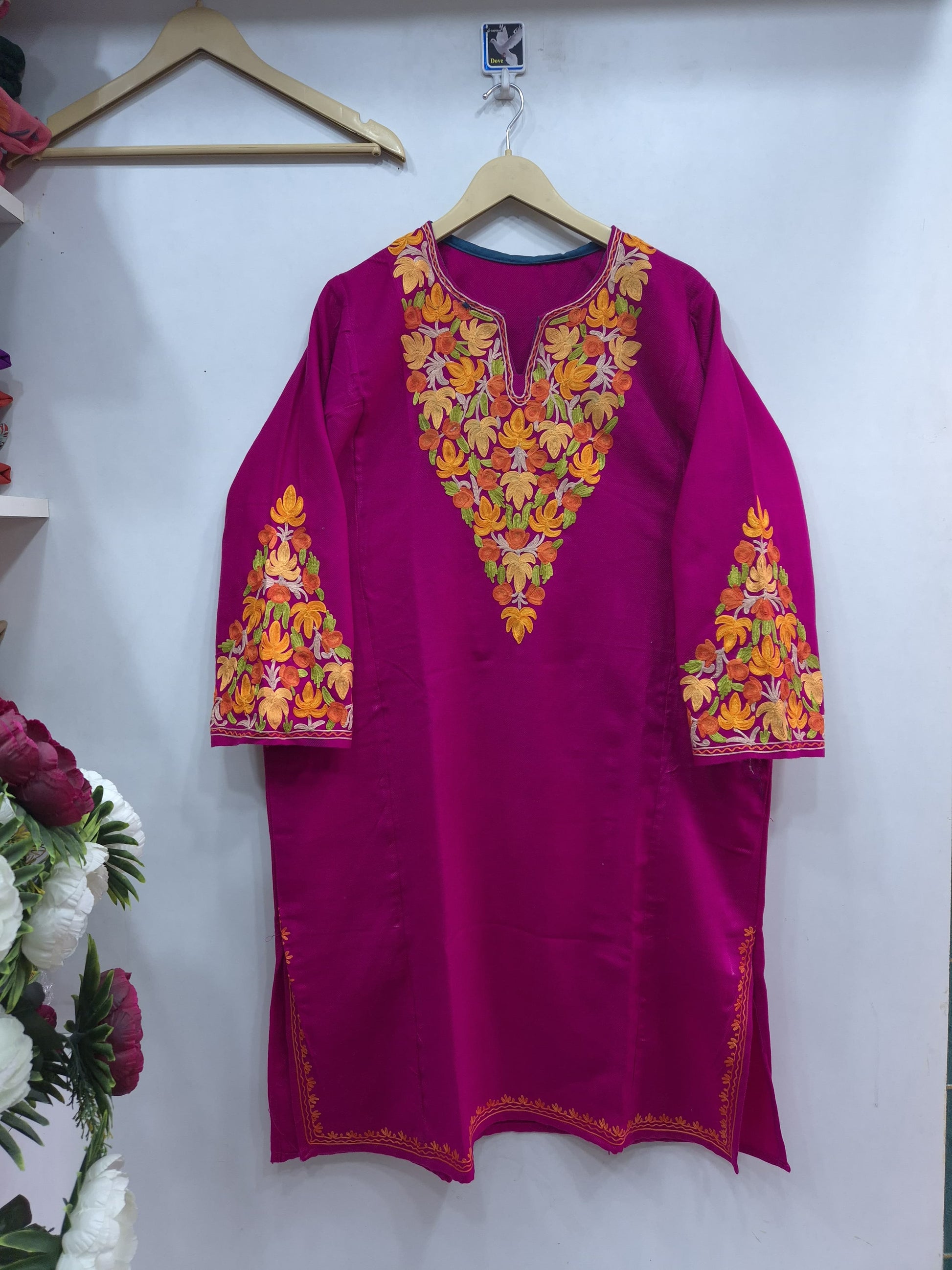 "TALEZ" Kashmiri Pheran