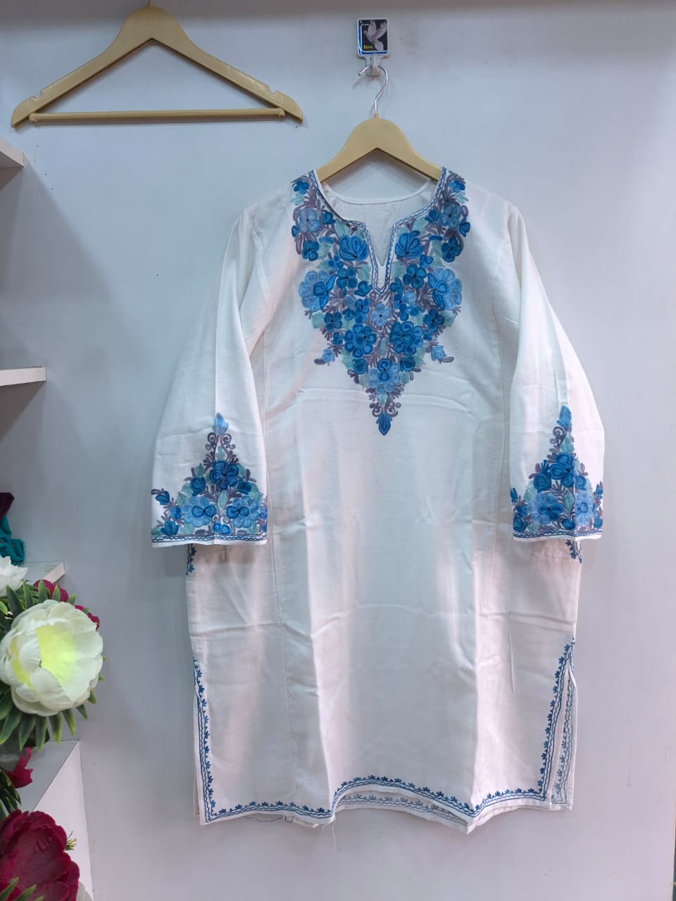 "NAINA" Kashmiri Pheran