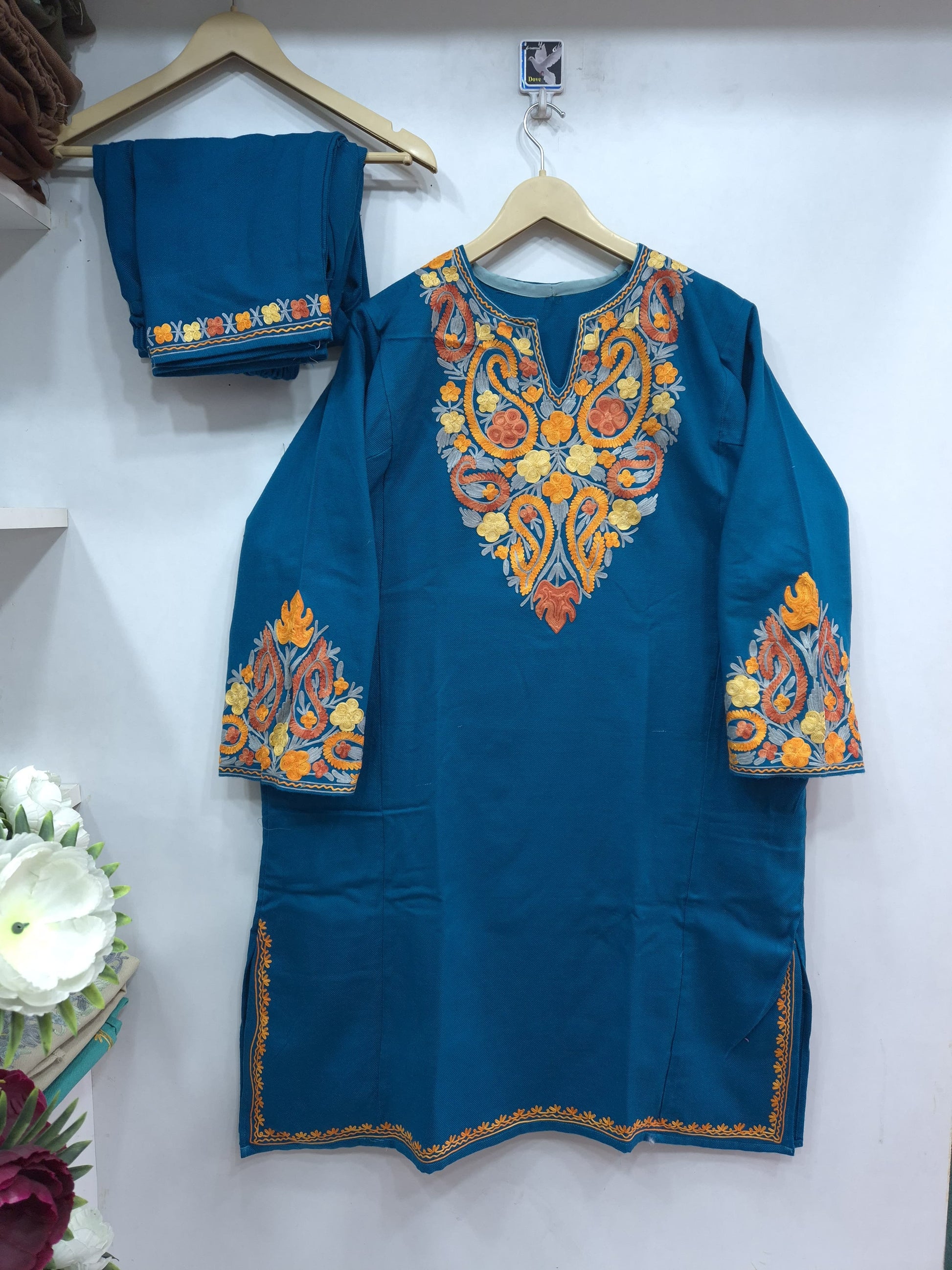 "JASMEET” Warm Kashmiri Co-Ord Set