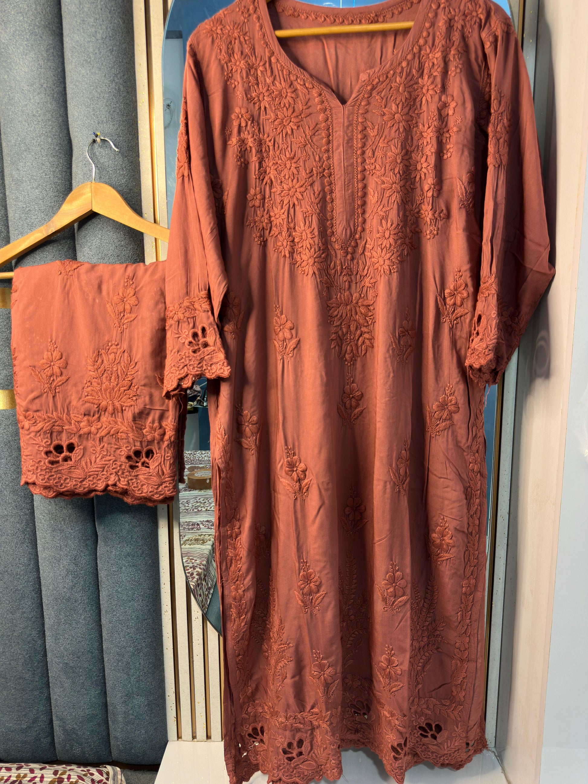 VANZARA Cut-Work Chikankari Co-Ord Set